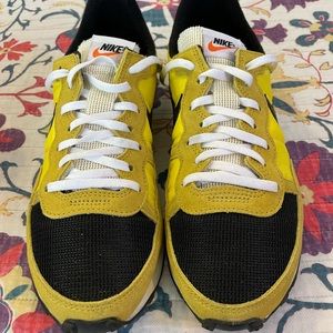 Nike Challenger OG shoes